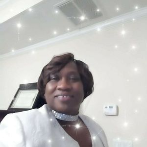 Meet your Posher, Joyce